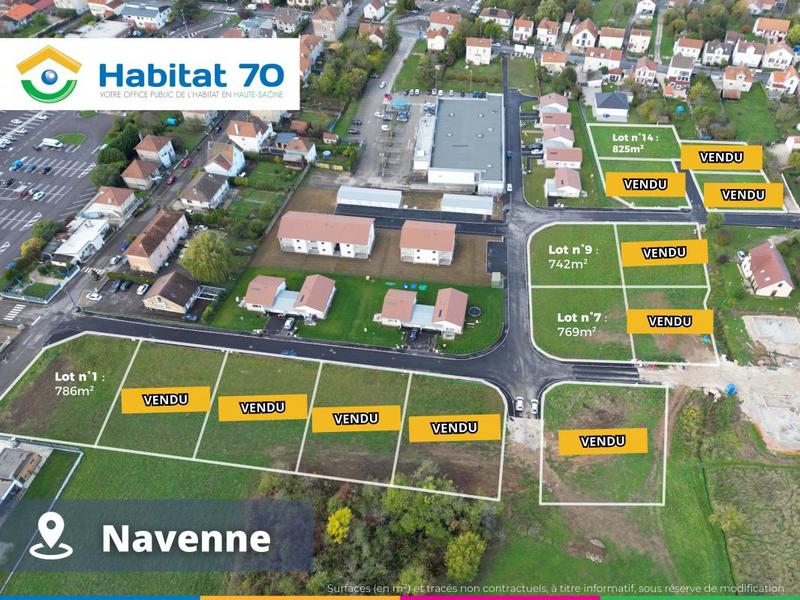 Terrain de lotissements - 742 m²