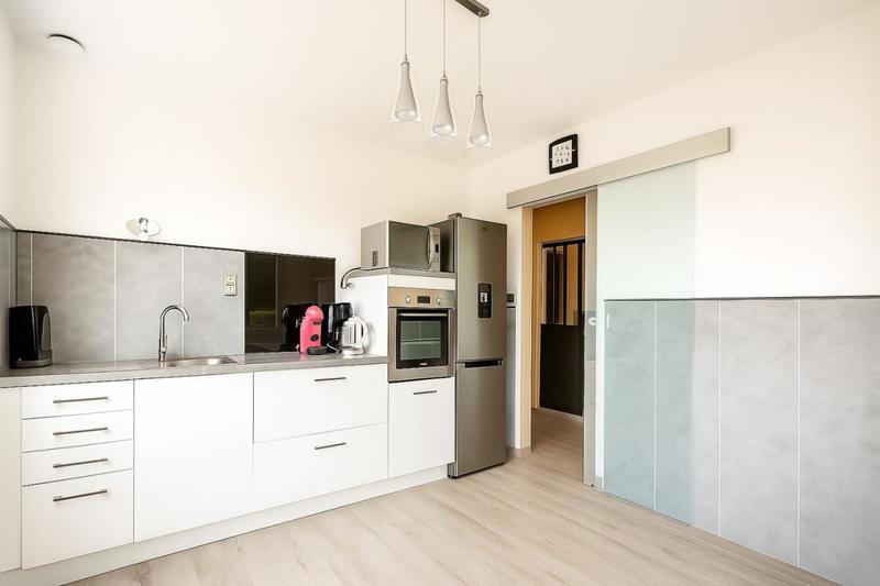 Maison - 154 m² - 9 pièces