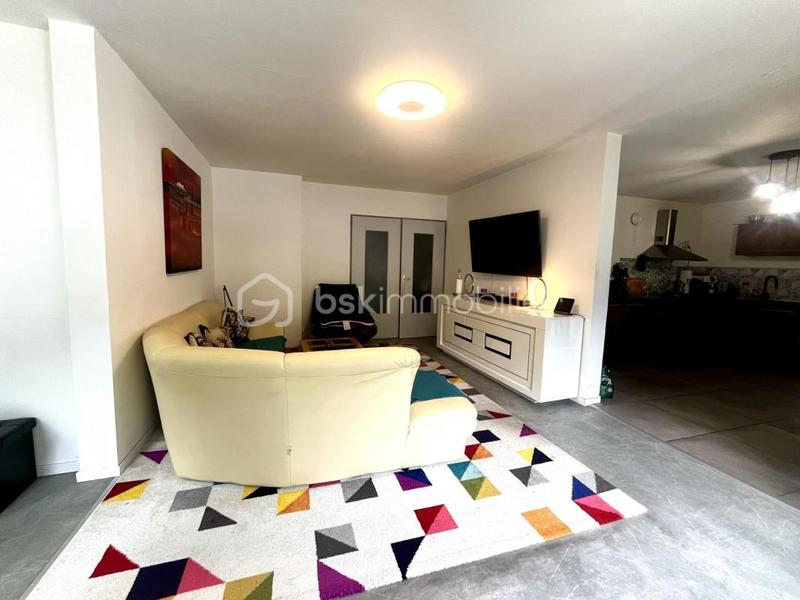 Appartement - 90 m² - 5 pièces
