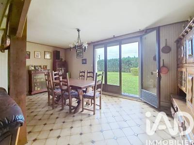 Maison - 102 m² - 5 pièces