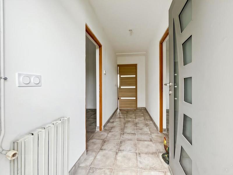 Maison - 257 m² - 10 pièces