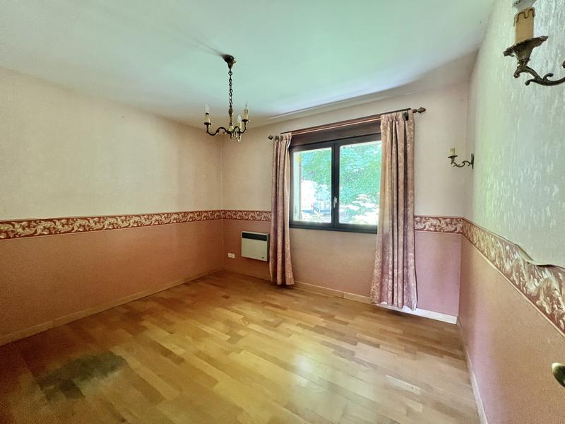 Maison - 152 m² - 7 pièces