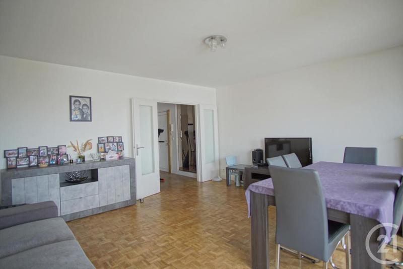 Appartement - 91 m² - 4 pièces