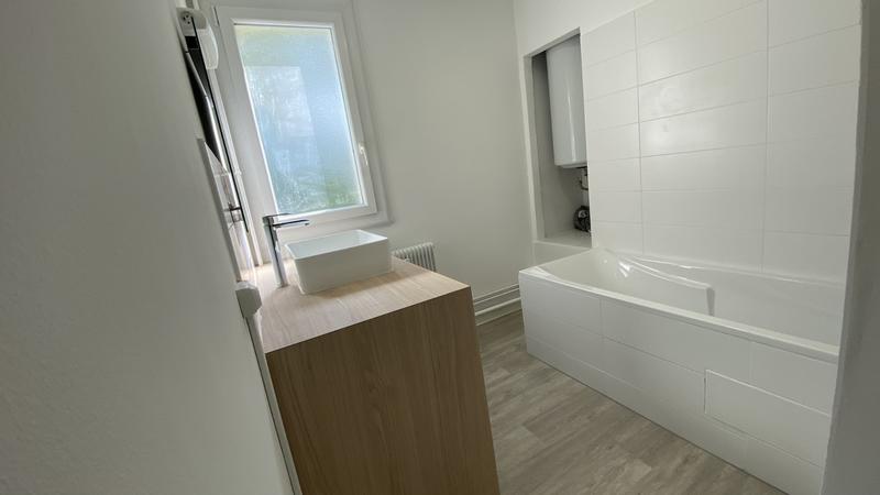 Appartement - 84 m² - 4 pièces