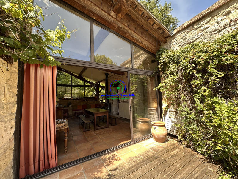 Maison - 228 m² - 8 pièces