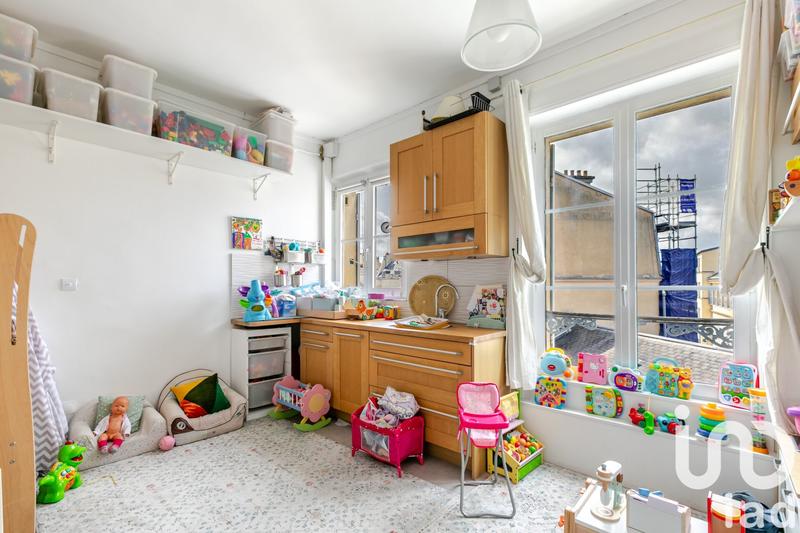 Appartement - 151 m² - 6 pièces