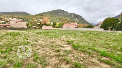Terrain - 1 895 m²