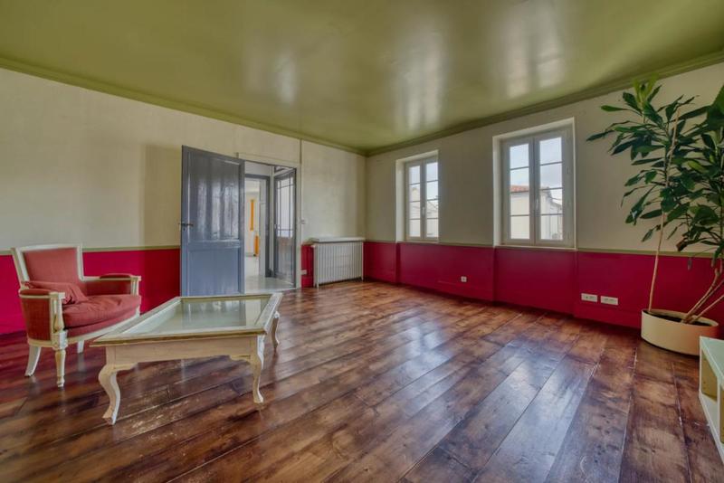 Appartement - 190 m² - 6 pièces