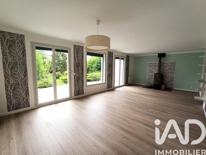 Maison - 200 m² - 8 pièces