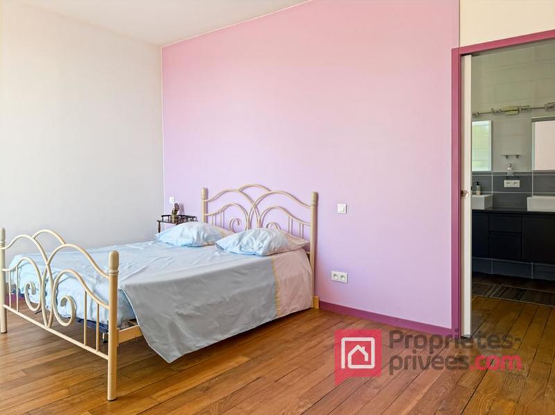 Maison - 190 m² - 8 pièces