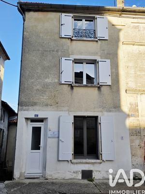 Maison de ville - 104 m² - 5 pièces
