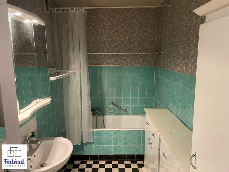 Appartement - 82 m² - 3 pièces