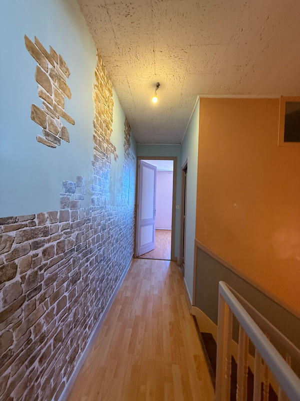 Maison - 95 m² - 5 pièces