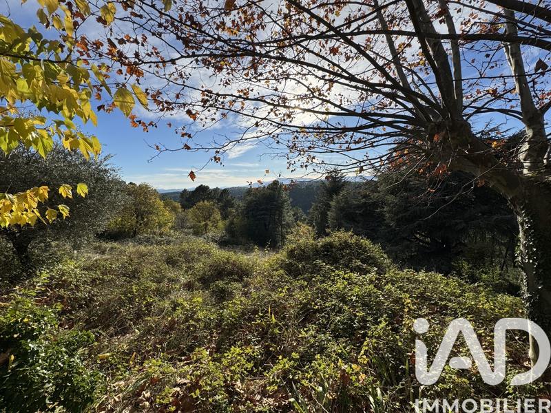 Maison - 292 m² - 10 pièces