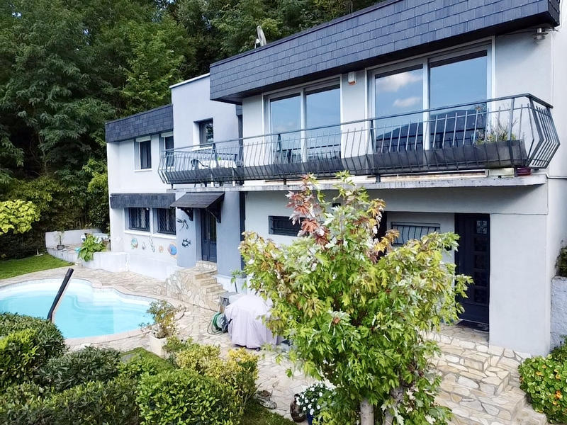 Villa - 168 m² - 5 pièces