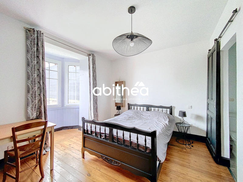 Immeuble - 239 m² - 8 pièces