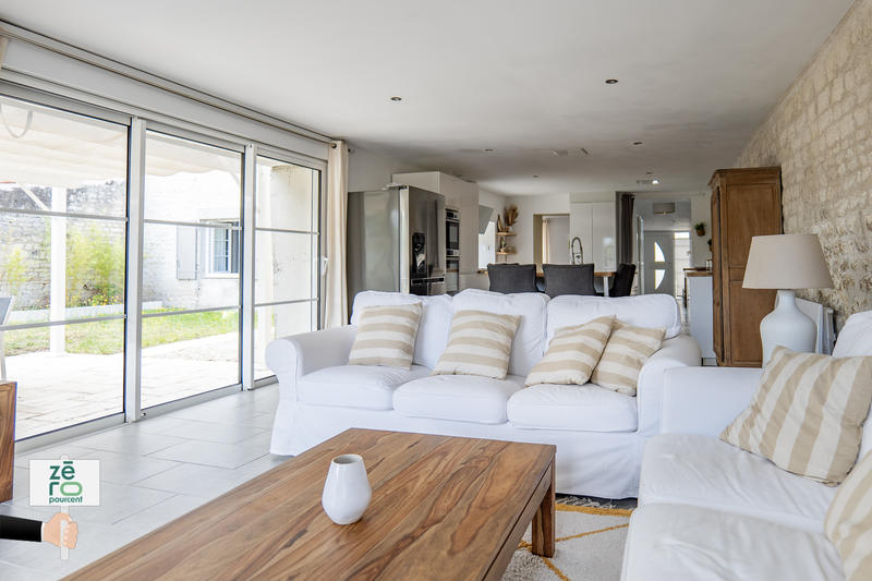 Maison - 209 m² - 7 pièces