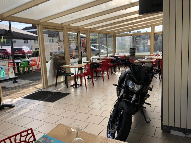 Fonds de commerce - Magasins - 133 m²