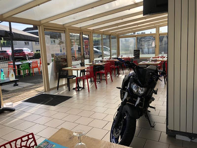 Fonds de commerce - Magasins - 133 m²