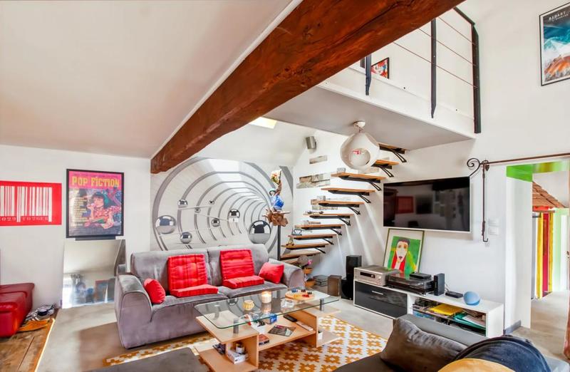 Maison - 270 m² - 6 pièces