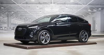 Audi Q4 e-tron Sportback 40 s-Line 204 / Sieges Rs Keyless Caméra de Recul Regulateur Distance