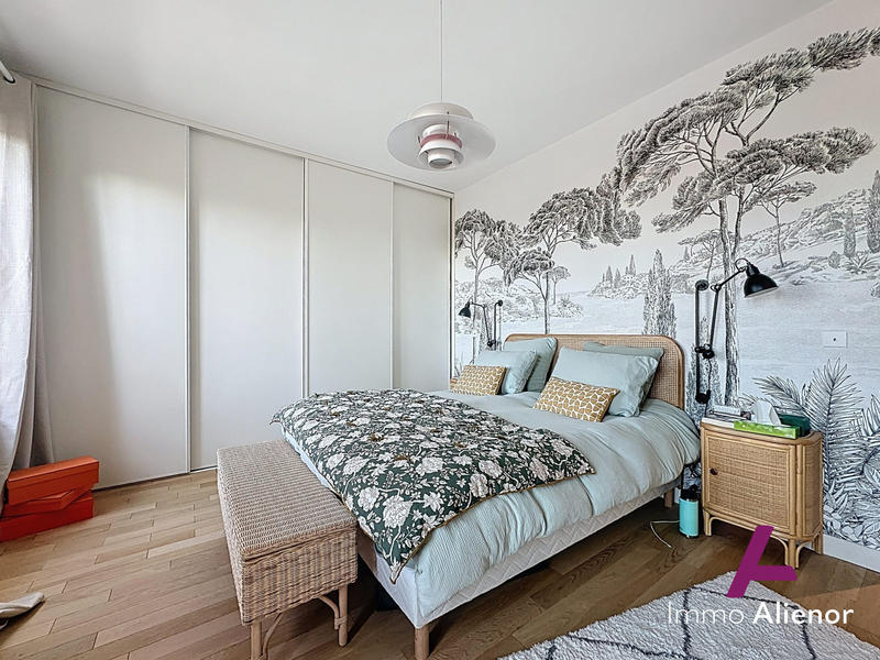 Appartement - 128 m² - 5 pièces