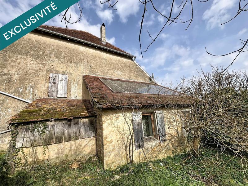 Maison - 250 m² - 12 pièces