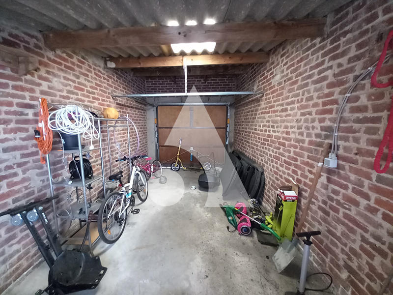 Maison - 79 m² - 7 pièces