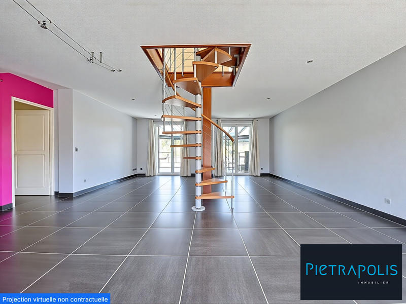 Maison - 161 m² - 5 pièces