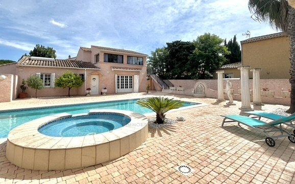 Maison - 145 m² - 7 pièces