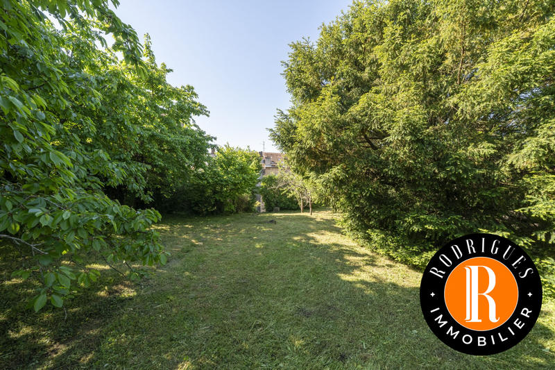 Maison - 227 m² - 10 pièces