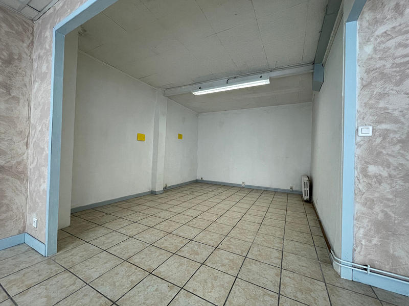 Local commercial - 49 m² - 1 pièce