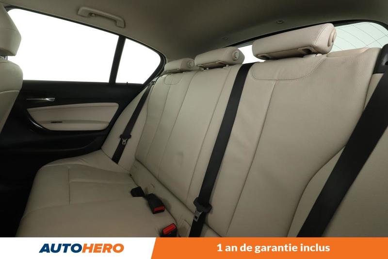 Bmw Série 1 125i UrbanChic Bva8 5p 224 ch