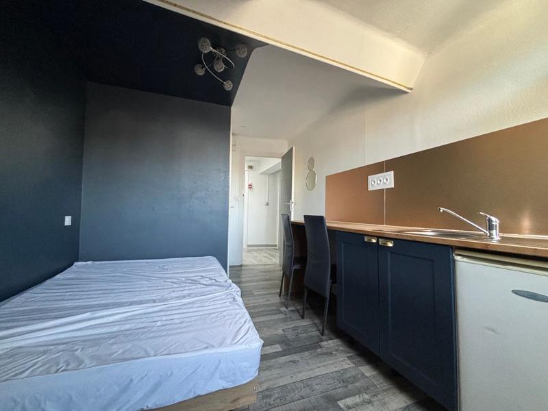 Studio - 10 m² - 1 pièce