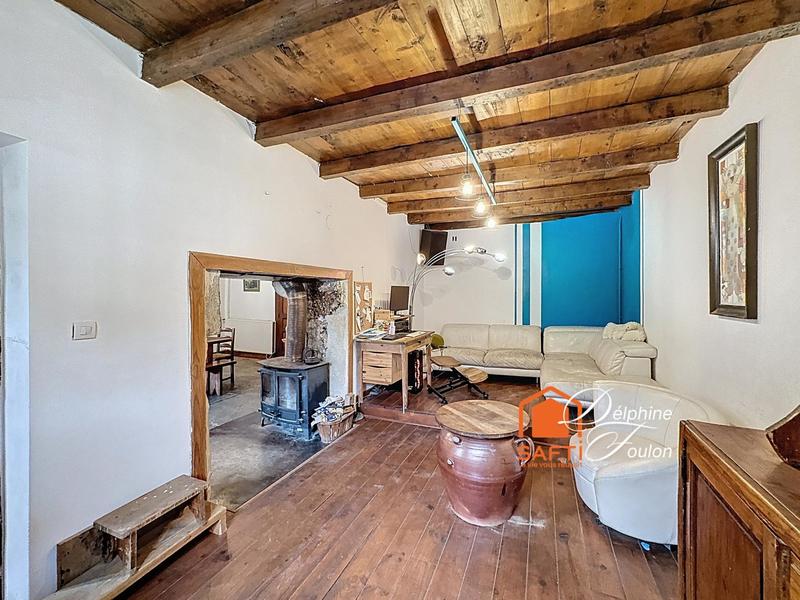 Maison - 288 m² - 8 pièces