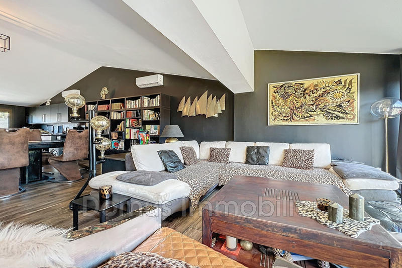 Villa - 146 m² - 4 pièces