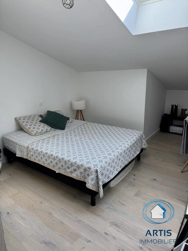 Duplex - 93 m² - 4 pièces