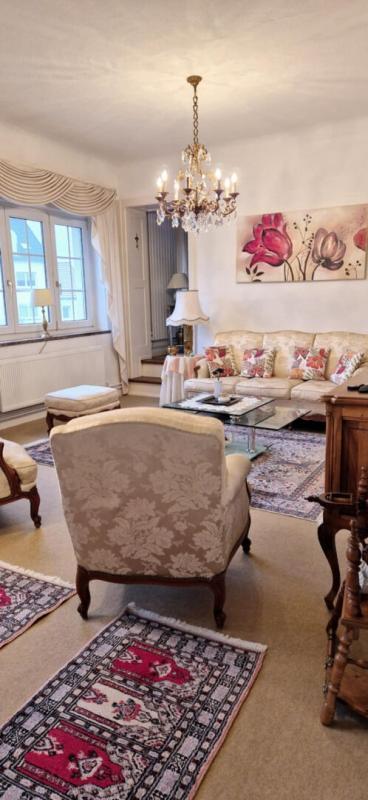 Maison - 210 m² - 7 pièces