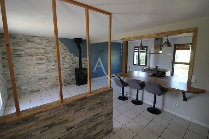 Maison - 98 m² - 5 pièces