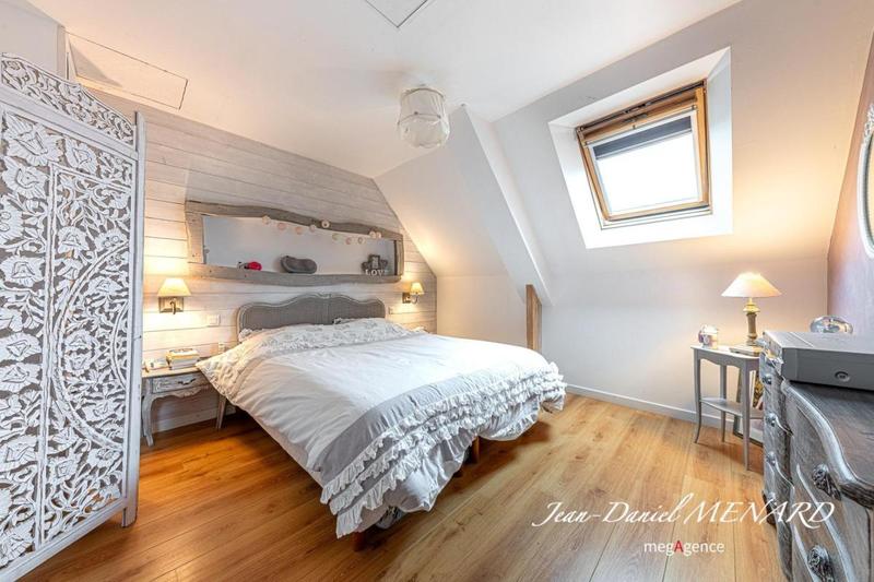 Maison en pierre - 215 m² - 7 pièces