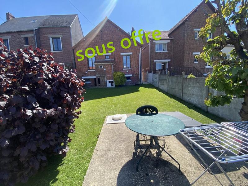 Maison - 95 m² - 4 pièces