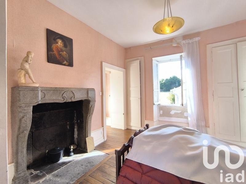 Maison - 170 m² - 8 pièces