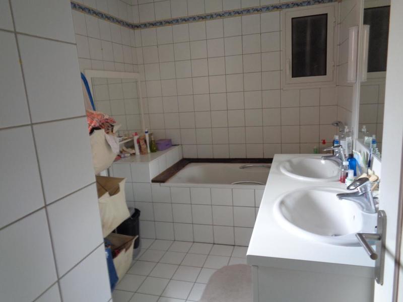 Villa - 183 m² - 6 pièces