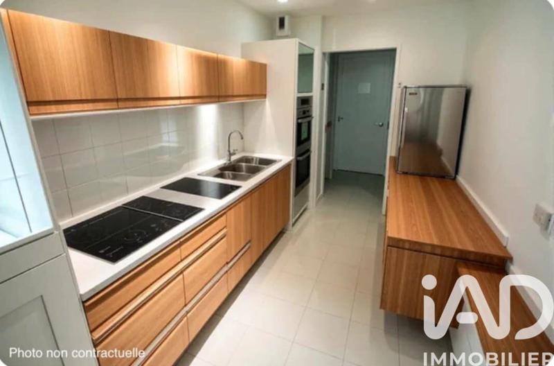 Appartement - 92 m² - 5 pièces