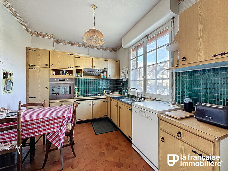 Maison - 138 m² - 8 pièces