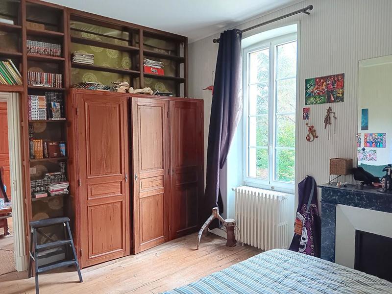 Maison - 200 m² - 10 pièces