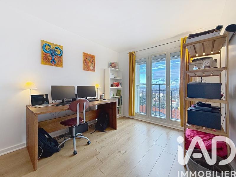 Appartement - 92 m² - 5 pièces