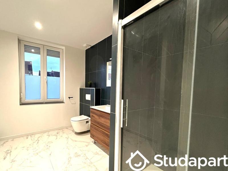 Chambre - 16 m² - 1 pièce