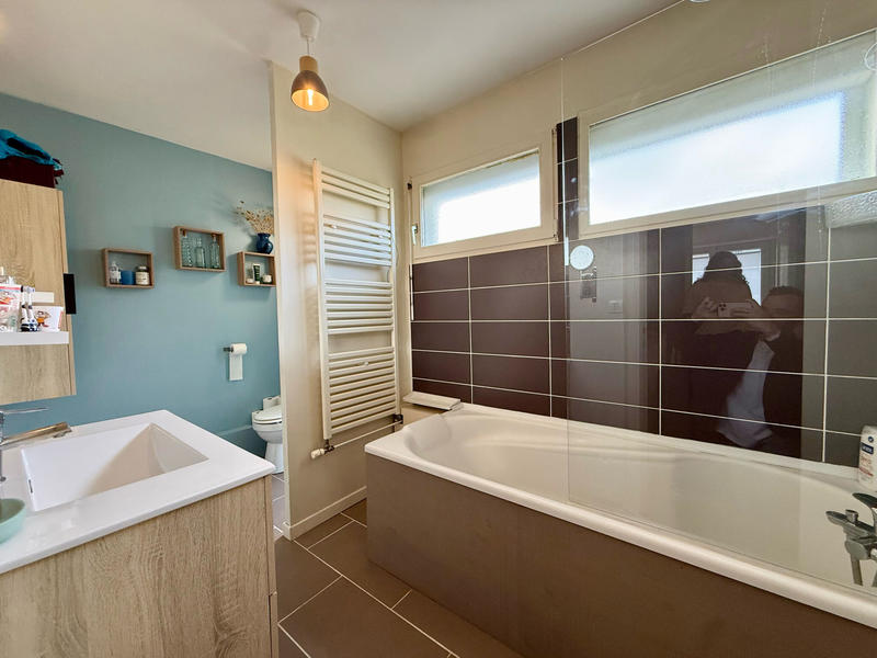 Maison - 92 m² - 4 pièces