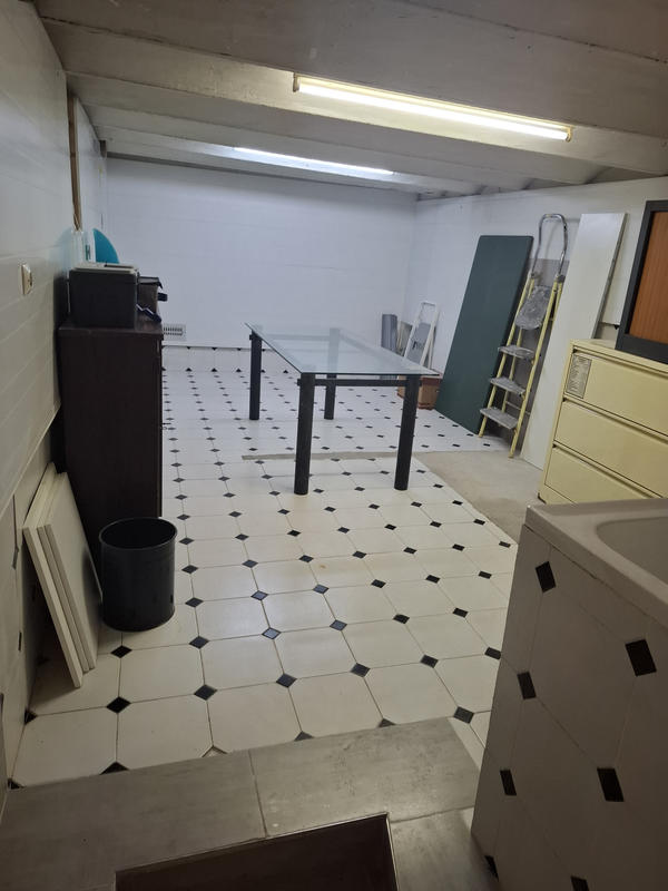 Local commercial - 74 m² - 4 pièces